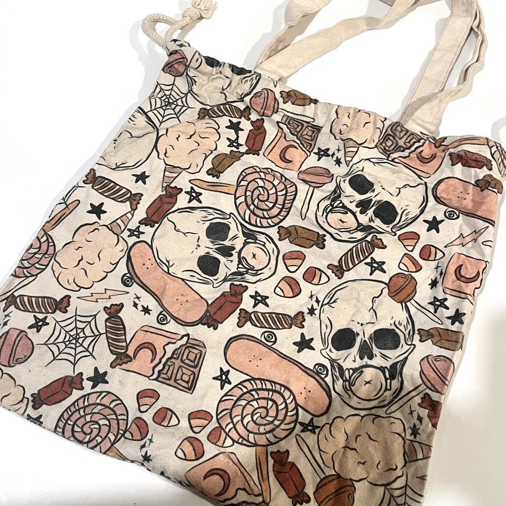 Halloween skull/candy tote bag